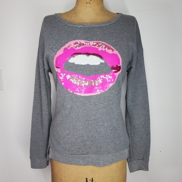 Juicy Couture M/L Sweatshirt Terry Heather Gray Sequin Lips Kiss Long Sleeve - Picture 1 of 10